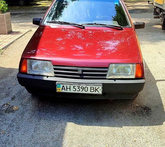 Красный ВАЗ 2109, объемом двигателя 1.5 л и пробегом 195 тыс. км за 2300 $, фото 3 на Automoto.ua