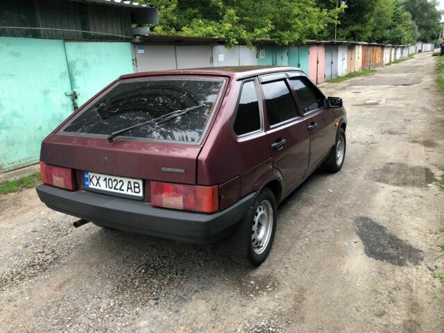 Красный ВАЗ 2109, объемом двигателя 1.5 л и пробегом 225 тыс. км за 2000 $, фото 2 на Automoto.ua