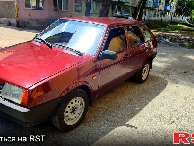 Красный ВАЗ 2109, объемом двигателя 1.5 л и пробегом 195 тыс. км за 2300 $, фото 1 на Automoto.ua