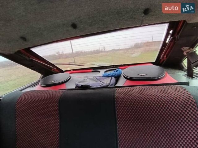 Красный ВАЗ 2109, объемом двигателя 1.5 л и пробегом 150 тыс. км за 1300 $, фото 2 на Automoto.ua