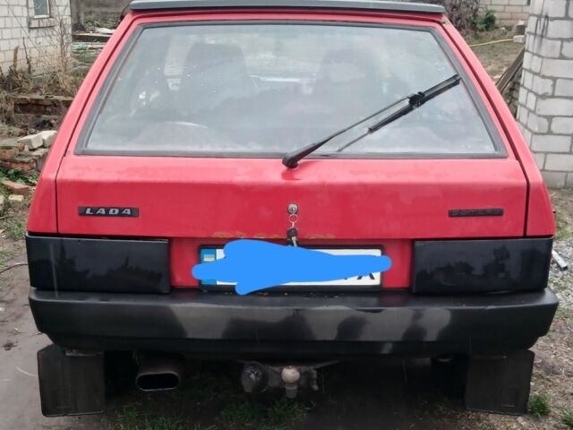 Красный ВАЗ 2109, объемом двигателя 1 л и пробегом 23 тыс. км за 1400 $, фото 2 на Automoto.ua