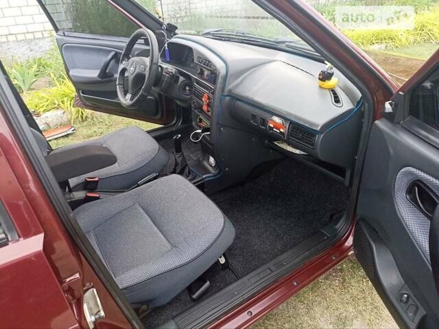 Красный ВАЗ 2109, объемом двигателя 1.6 л и пробегом 195 тыс. км за 2600 $, фото 4 на Automoto.ua