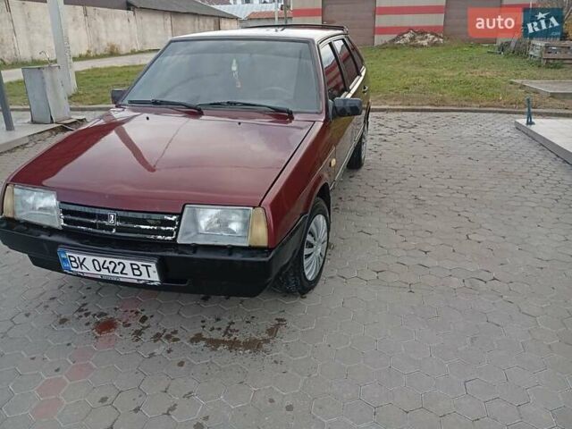 ВАЗ 2109 2007 в Кременце на Automoto.ua Красный ВАЗ 2109, объемом двигателя 1.6 л и пробегом 169 тыс. км за 1150 $, фото 4 на Automoto.ua