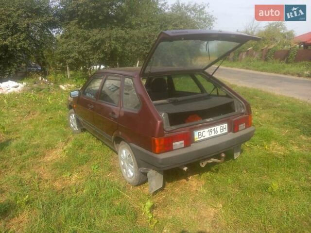 Красный ВАЗ 2109, объемом двигателя 1.5 л и пробегом 88 тыс. км за 2000 $, фото 9 на Automoto.ua
