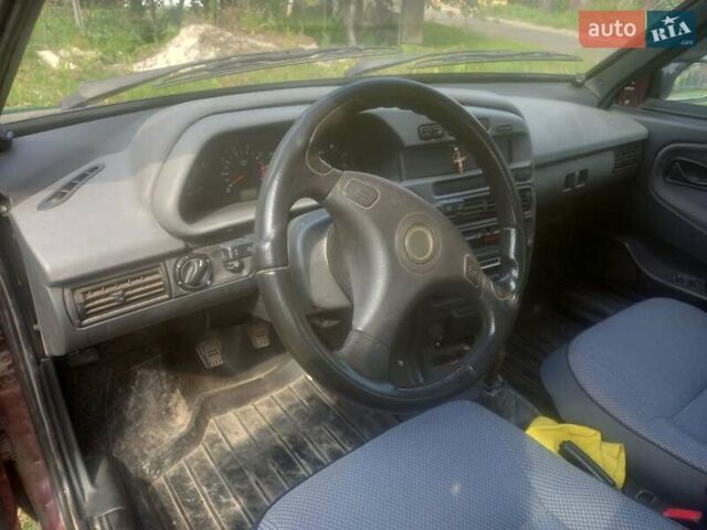 Красный ВАЗ 2109, объемом двигателя 1.5 л и пробегом 88 тыс. км за 2000 $, фото 3 на Automoto.ua