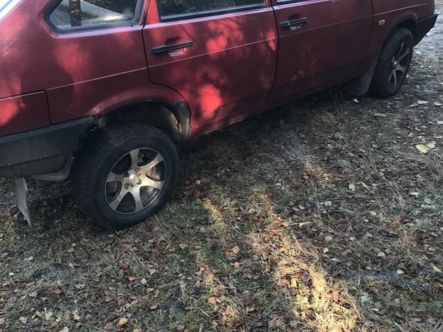 Красный ВАЗ 2109, объемом двигателя 1.6 л и пробегом 75 тыс. км за 2400 $, фото 1 на Automoto.ua