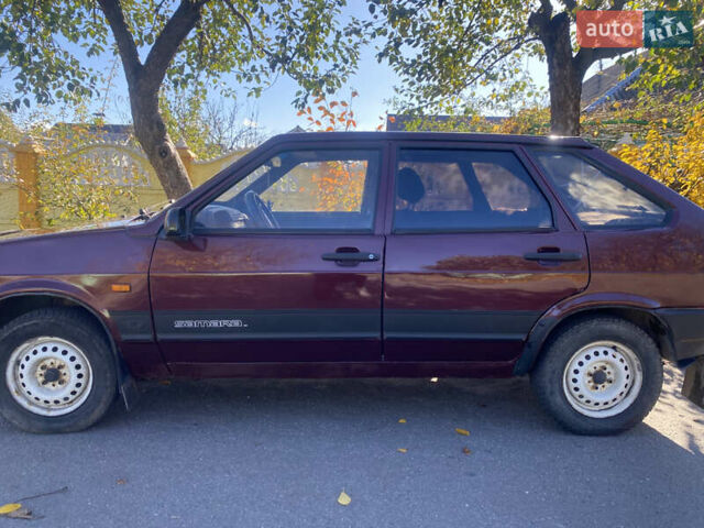 Красный ВАЗ 2109, объемом двигателя 1.6 л и пробегом 437 тыс. км за 1200 $, фото 1 на Automoto.ua