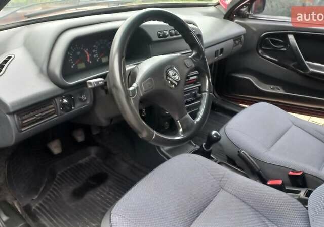 Красный ВАЗ 2109, объемом двигателя 1.6 л и пробегом 160 тыс. км за 1850 $, фото 9 на Automoto.ua