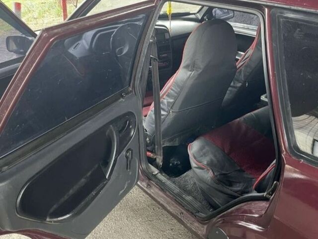 Красный ВАЗ 2109, объемом двигателя 1.6 л и пробегом 199 тыс. км за 1570 $, фото 5 на Automoto.ua