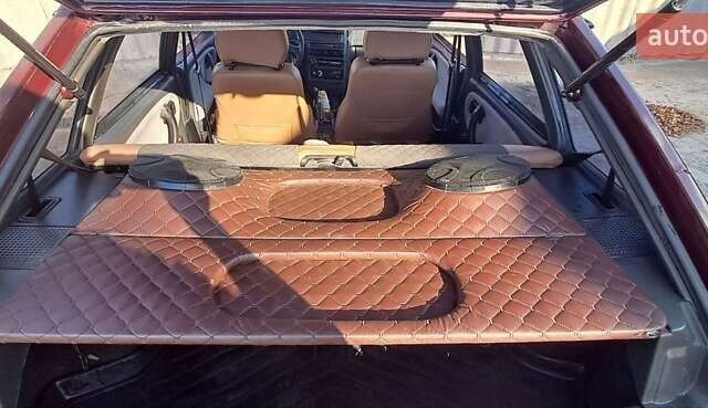 Червоний ВАЗ 2109, об'ємом двигуна 1.6 л та пробігом 174 тис. км за 2350 $, фото 5 на Automoto.ua