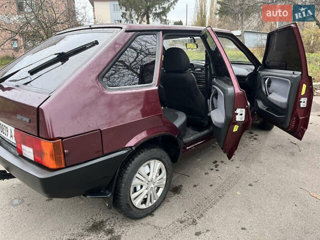 Красный ВАЗ 2109, объемом двигателя 1.6 л и пробегом 176 тыс. км за 2100 $, фото 5 на Automoto.ua