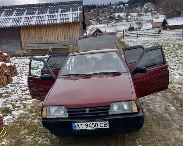 Красный ВАЗ 2109, объемом двигателя 1.6 л и пробегом 160 тыс. км за 2200 $, фото 3 на Automoto.ua