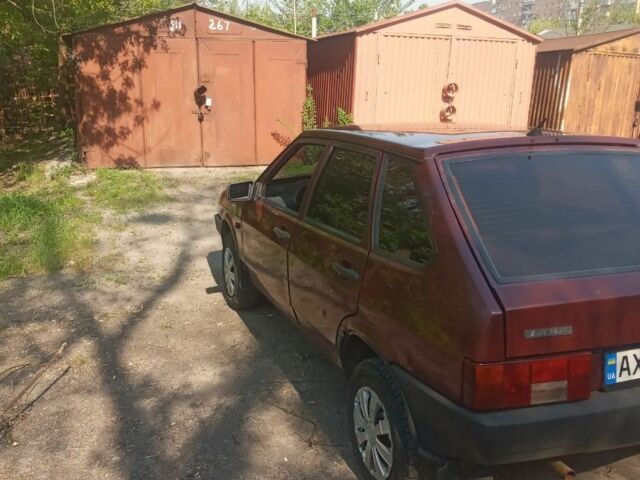 Красный ВАЗ 2109, объемом двигателя 1.6 л и пробегом 180 тыс. км за 1500 $, фото 1 на Automoto.ua