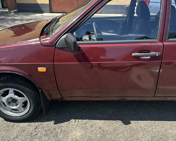 Красный ВАЗ 2109, объемом двигателя 1.6 л и пробегом 370 тыс. км за 1800 $, фото 6 на Automoto.ua