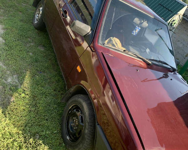 ВАЗ 2109 2008 в Львове на Automoto.ua Красный ВАЗ 2109, объемом двигателя 1.6 л и пробегом 327 тыс. км за 1800 $, фото 2 на Automoto.ua