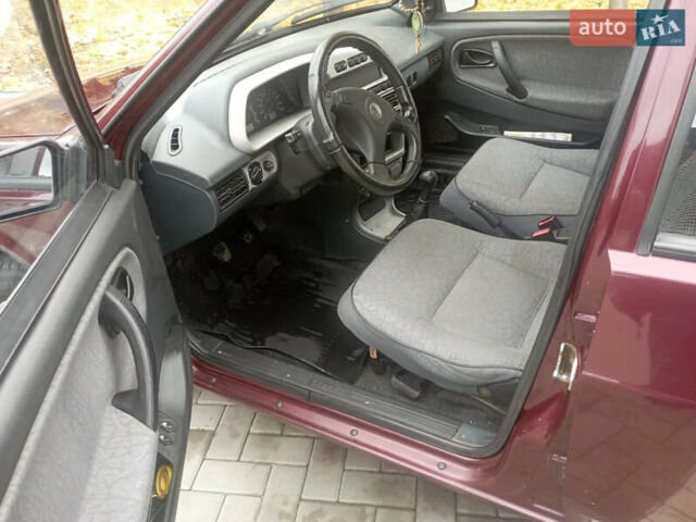 Красный ВАЗ 2109, объемом двигателя 1.6 л и пробегом 79 тыс. км за 3400 $, фото 10 на Automoto.ua