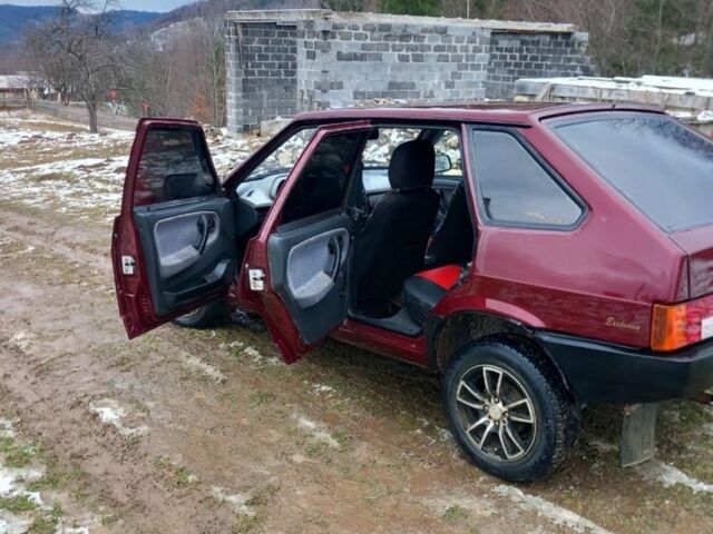 Красный ВАЗ 2109, объемом двигателя 1.6 л и пробегом 160 тыс. км за 2200 $, фото 2 на Automoto.ua