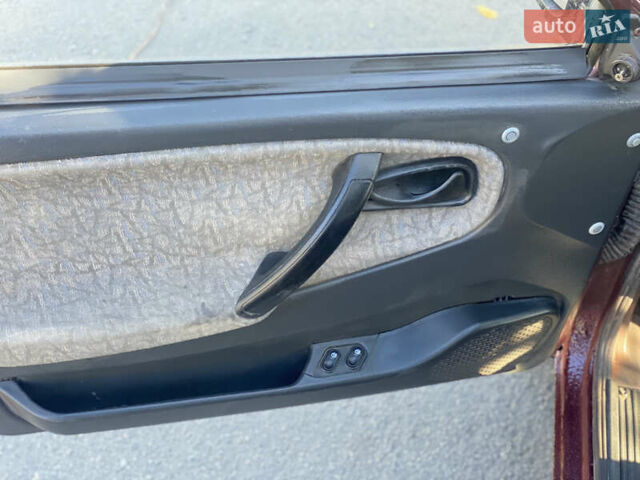 Красный ВАЗ 2109, объемом двигателя 1.6 л и пробегом 437 тыс. км за 1200 $, фото 3 на Automoto.ua