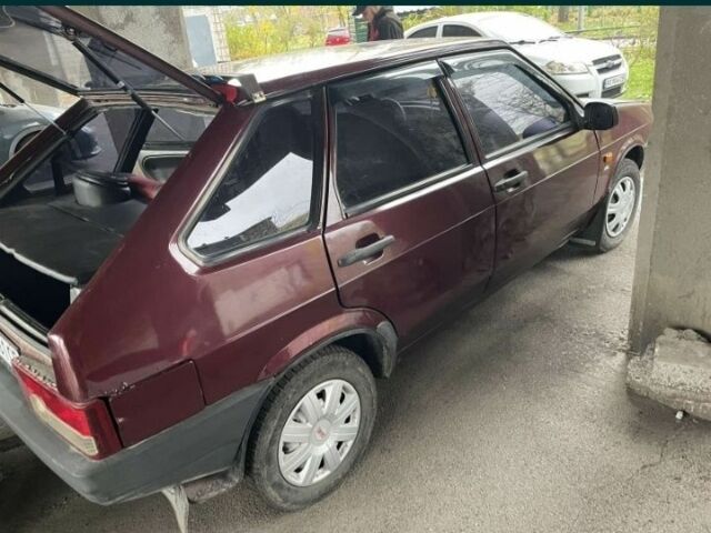 Красный ВАЗ 2109, объемом двигателя 1.6 л и пробегом 199 тыс. км за 1570 $, фото 7 на Automoto.ua