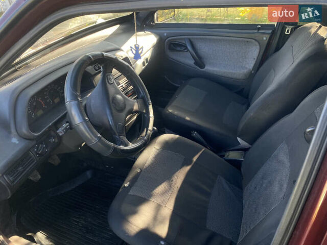 Красный ВАЗ 2109, объемом двигателя 1.6 л и пробегом 437 тыс. км за 1200 $, фото 2 на Automoto.ua