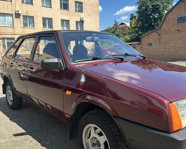 Красный ВАЗ 2109, объемом двигателя 1.6 л и пробегом 370 тыс. км за 1800 $, фото 1 на Automoto.ua