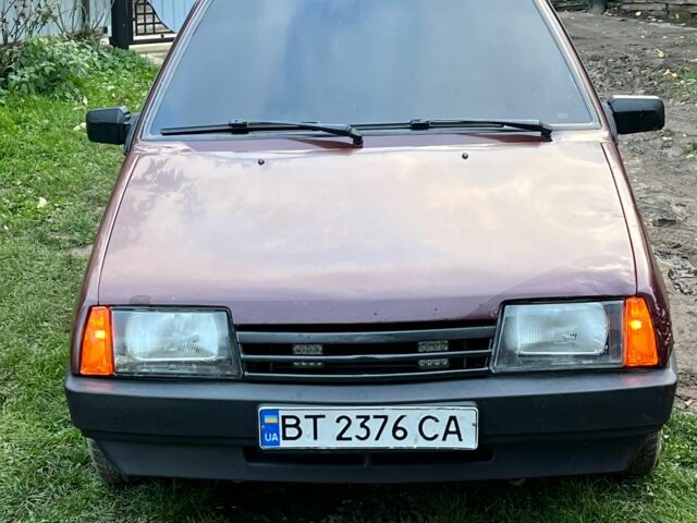 Красный ВАЗ 2109, объемом двигателя 1.6 л и пробегом 127 тыс. км за 1600 $, фото 1 на Automoto.ua