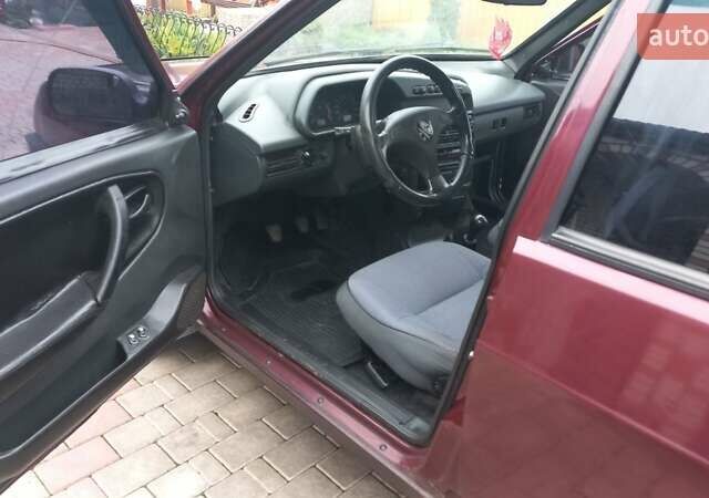 Красный ВАЗ 2109, объемом двигателя 1.6 л и пробегом 160 тыс. км за 1850 $, фото 10 на Automoto.ua