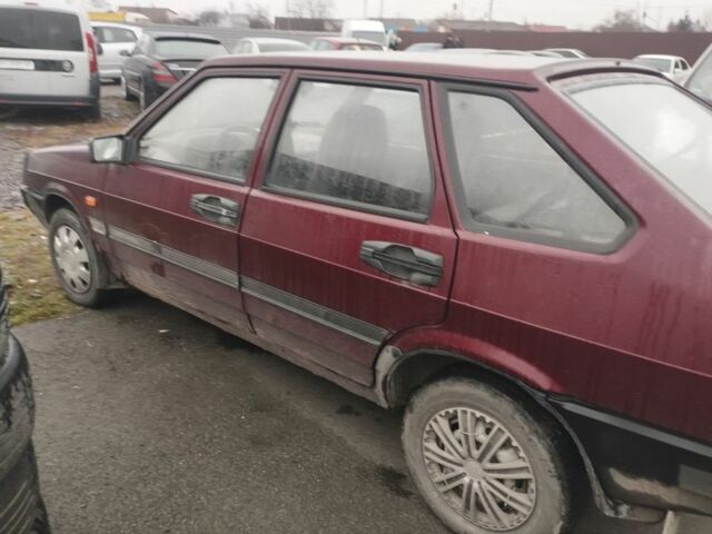 Красный ВАЗ 2109, объемом двигателя 1.6 л и пробегом 113 тыс. км за 1100 $, фото 7 на Automoto.ua