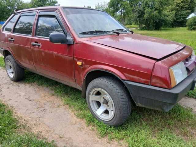 Красный ВАЗ 2109, объемом двигателя 1 л и пробегом 345 тыс. км за 602 $, фото 2 на Automoto.ua