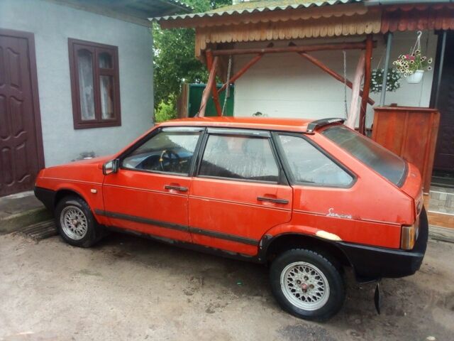 Червоний ВАЗ 2109, об'ємом двигуна 1.5 л та пробігом 1 тис. км за 500 $, фото 1 на Automoto.ua
