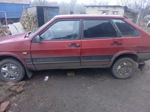 Красный ВАЗ 2109, объемом двигателя 1.3 л и пробегом 150 тыс. км за 900 $, фото 3 на Automoto.ua