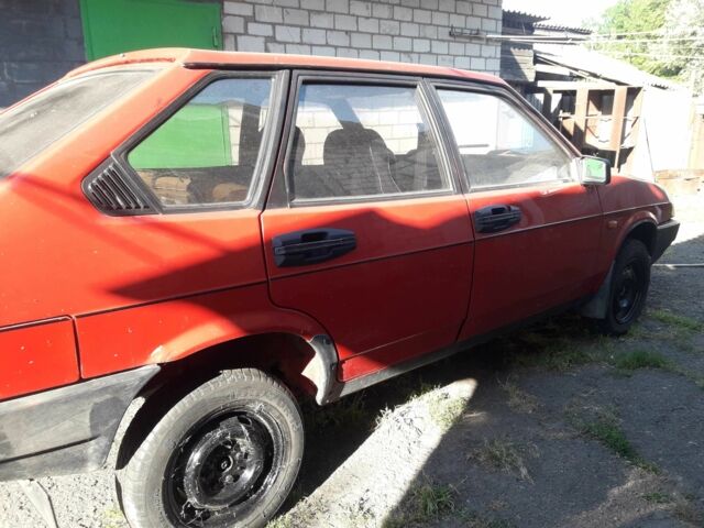 Красный ВАЗ 2109, объемом двигателя 0 л и пробегом 1 тыс. км за 694 $, фото 1 на Automoto.ua
