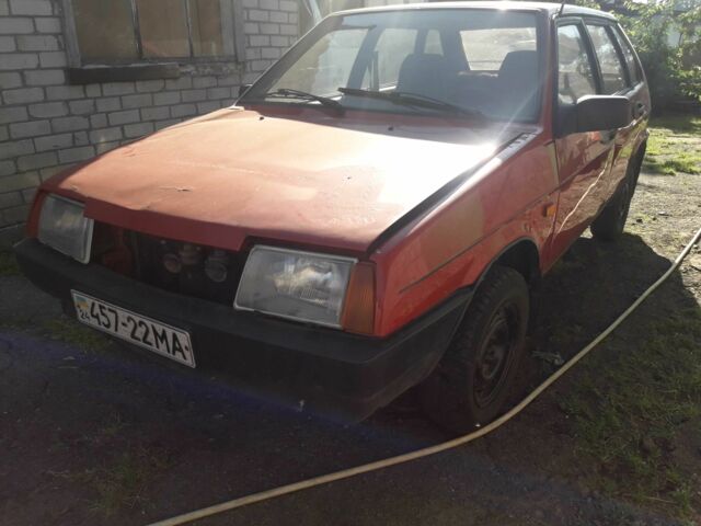 Красный ВАЗ 2109, объемом двигателя 0 л и пробегом 1 тыс. км за 694 $, фото 2 на Automoto.ua