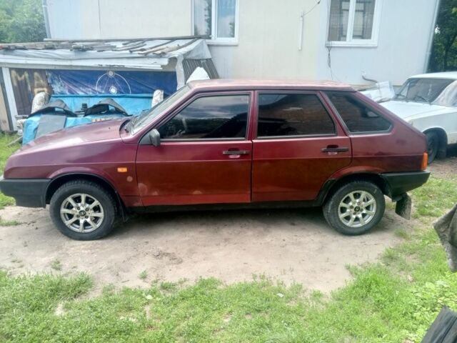 Красный ВАЗ 2109, объемом двигателя 1 л и пробегом 76 тыс. км за 768 $, фото 7 на Automoto.ua