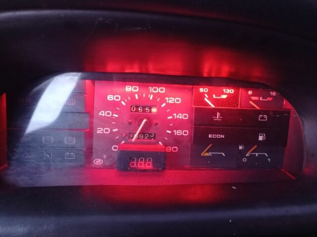 Красный ВАЗ 2109, объемом двигателя 1 л и пробегом 74 тыс. км за 1141 $, фото 3 на Automoto.ua