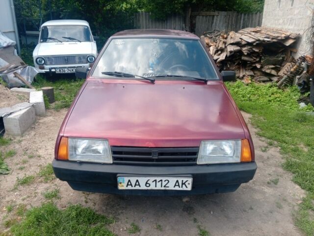 Красный ВАЗ 2109, объемом двигателя 1 л и пробегом 76 тыс. км за 768 $, фото 1 на Automoto.ua
