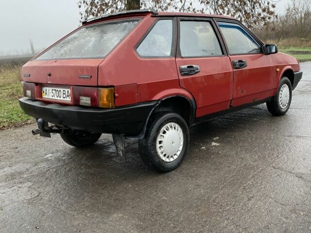 Червоний ВАЗ 2109, об'ємом двигуна 1.5 л та пробігом 1 тис. км за 593 $, фото 2 на Automoto.ua