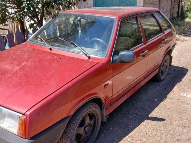 ВАЗ 2109 1989 в Кривом Роге на Automoto.ua Красный ВАЗ 2109, объемом двигателя 0 л и пробегом 160 тыс. км за 700 $, фото 2 на Automoto.ua