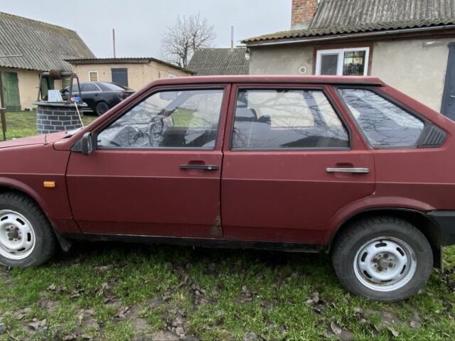 Красный ВАЗ 2109, объемом двигателя 1.5 л и пробегом 1000 тыс. км за 750 $, фото 3 на Automoto.ua