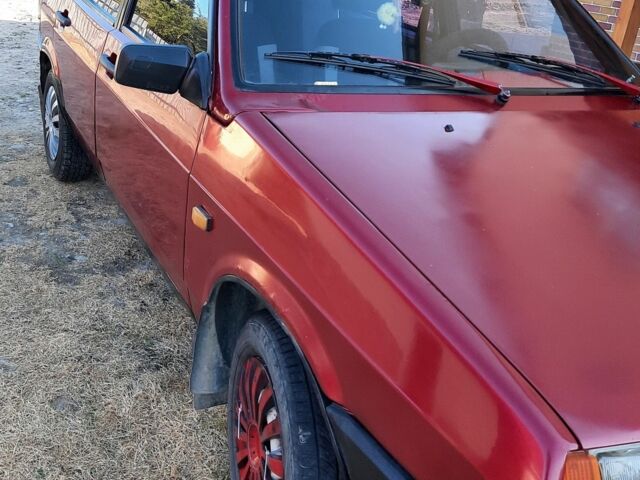 Червоний ВАЗ 2109, об'ємом двигуна 1.6 л та пробігом 401 тис. км за 1050 $, фото 4 на Automoto.ua