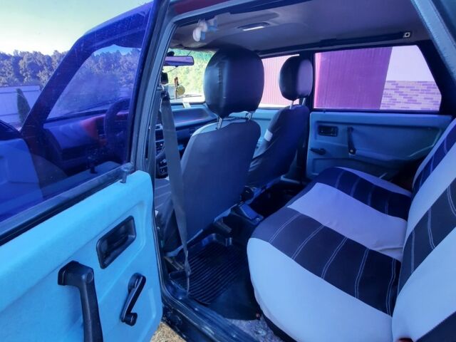 Червоний ВАЗ 2109, об'ємом двигуна 1.6 л та пробігом 401 тис. км за 1050 $, фото 3 на Automoto.ua