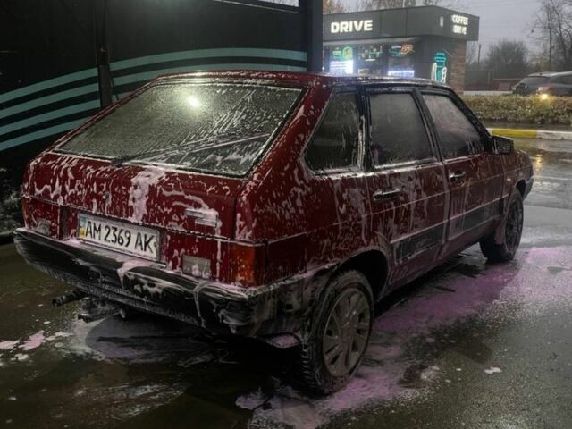 Красный ВАЗ 2109, объемом двигателя 1.5 л и пробегом 300 тыс. км за 655 $, фото 3 на Automoto.ua