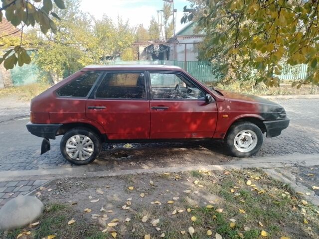 Красный ВАЗ 2109, объемом двигателя 1.5 л и пробегом 170 тыс. км за 500 $, фото 5 на Automoto.ua