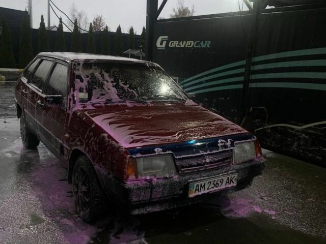 Красный ВАЗ 2109, объемом двигателя 1.5 л и пробегом 300 тыс. км за 655 $, фото 2 на Automoto.ua