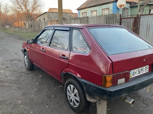 Красный ВАЗ 2109, объемом двигателя 1.1 л и пробегом 200 тыс. км за 897 $, фото 2 на Automoto.ua