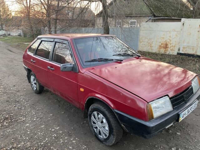 Красный ВАЗ 2109, объемом двигателя 1.1 л и пробегом 200 тыс. км за 897 $, фото 1 на Automoto.ua