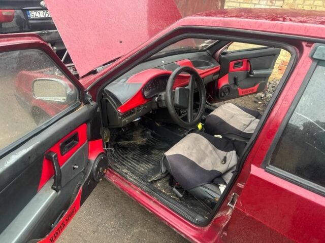 Красный ВАЗ 2109, объемом двигателя 1.3 л и пробегом 150 тыс. км за 550 $, фото 3 на Automoto.ua