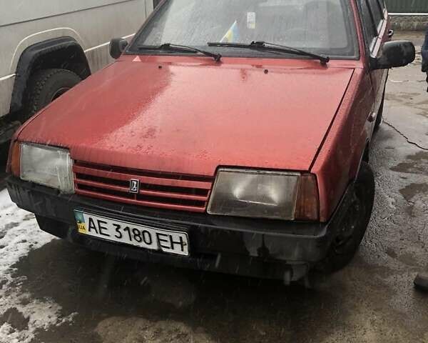 Красный ВАЗ 2109, объемом двигателя 1.5 л и пробегом 230 тыс. км за 1568 $, фото 1 на Automoto.ua