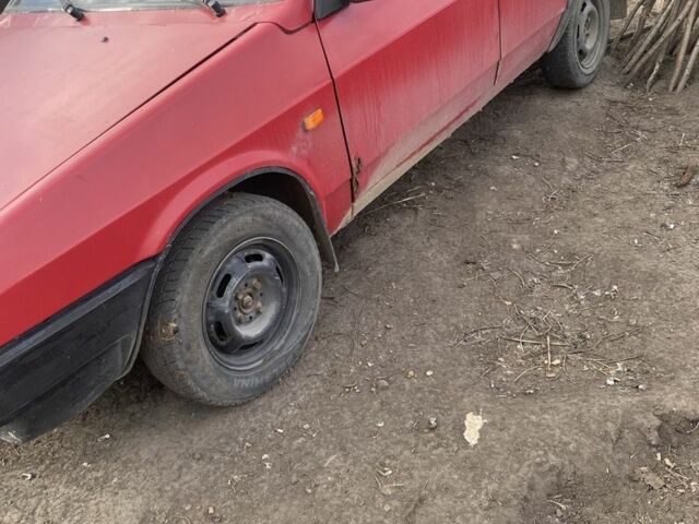 ВАЗ 2109 1997 в Стрые на Automoto.ua Красный ВАЗ 2109, объемом двигателя 1.3 л и пробегом 2 тыс. км за 239 $, фото 2 на Automoto.ua