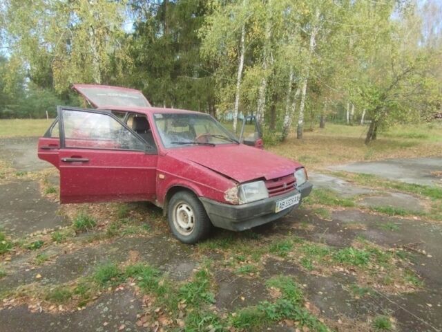 Красный ВАЗ 2109, объемом двигателя 1.5 л и пробегом 400 тыс. км за 500 $, фото 9 на Automoto.ua
